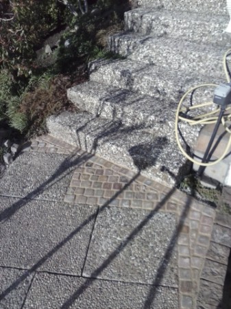 Waschbetonplattenweg Sanierung